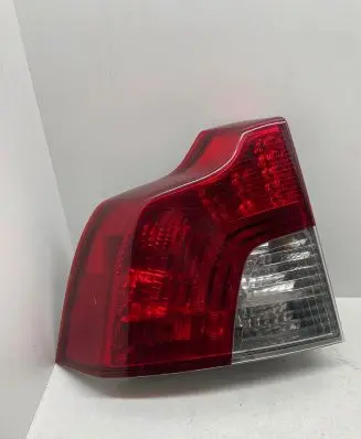 Volvo S40 Rear/tail lights 30744537 P1007S40SX 27170102
