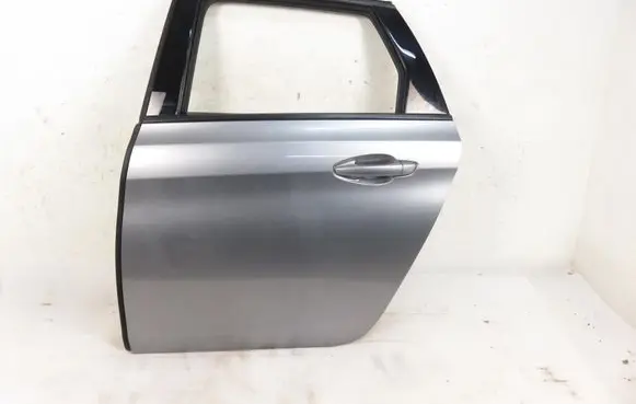 Peugeot 308 Rear door 