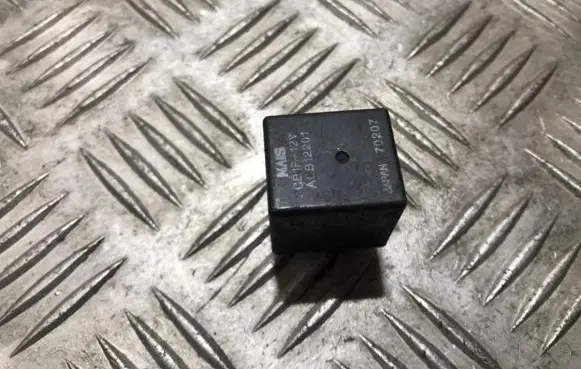 Mazda 929 Other relay cb1f12v cb1f-12v