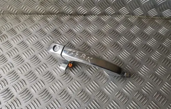 Chrysler 300 - 300C Front door exterior handle