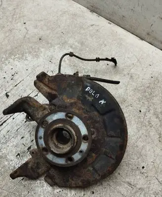 Volkswagen Polo IV 9N3 Front wheel hub spindle knuckle