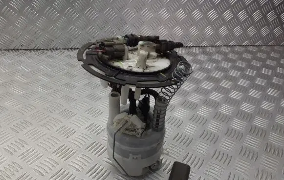 Nissan Micra Mechanical fuel pump 17040-1HJ0B