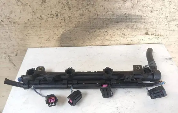 Volkswagen Golf IV Fuel main line pipe 036133320A 036133320
