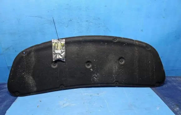 Hyundai i30 Engine bonnet/hood sound/heat insulation 