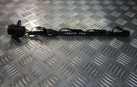 Skoda Fabia Mk1 (6Y) Fuel main line pipe