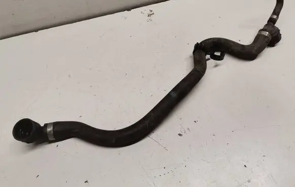 Mercedes-Benz C W205 Engine coolant pipe/hose A2055010902