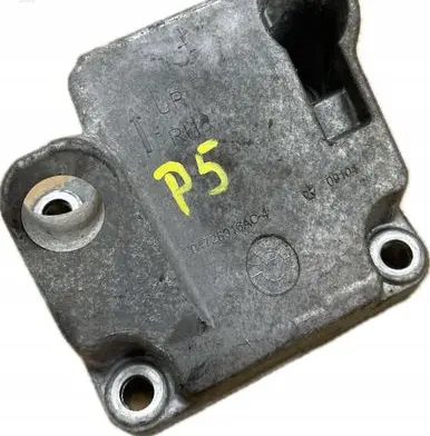 Dodge Charger Engine mount bracket 04726016AC