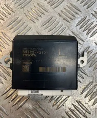 Toyota RAV 4 (XA50) Tailgate/trunk control unit/module 8922242101