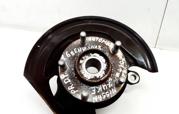 Nissan Juke I F15 Front wheel hub