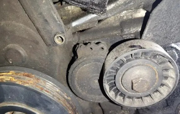 Fiat Ulysse Generator/alternator belt tensioner