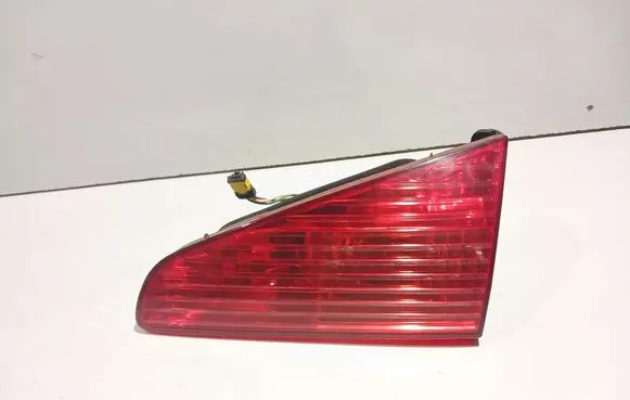 Peugeot 607 Tailgate rear/tail lights 2543