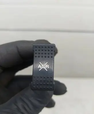 Iveco Daily 4th gen Traction control (ASR) switch 69500492
