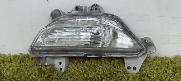 Mazda 3 III Front indicator light B45a51360