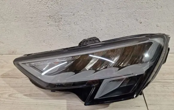 Audi A3 8Y Headlight/headlamp 8y0941011