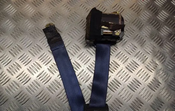 Audi A4 S4 B5 8D Rear seatbelt 8D9857806D