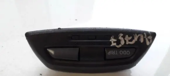 Hyundai Matrix On-board computer control switch 65000090 6500-0090
