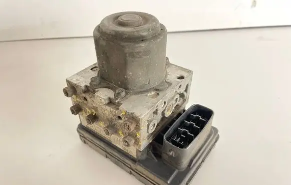 Toyota Corolla E120 E130 ABS Pump 8954113040 4451013070