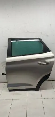 Hyundai Tucson TL Rear door