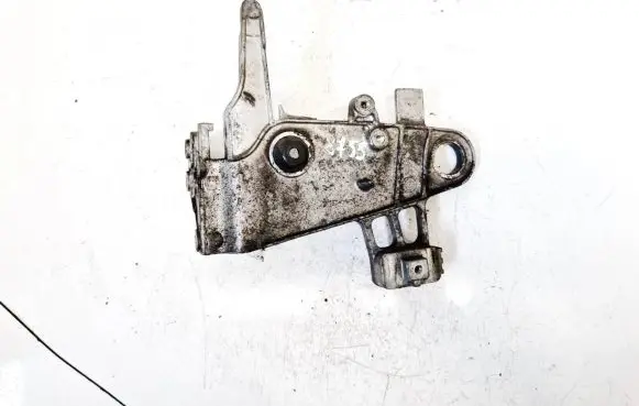 Mercedes-Benz E W212 Engine mounting bracket a6510902241