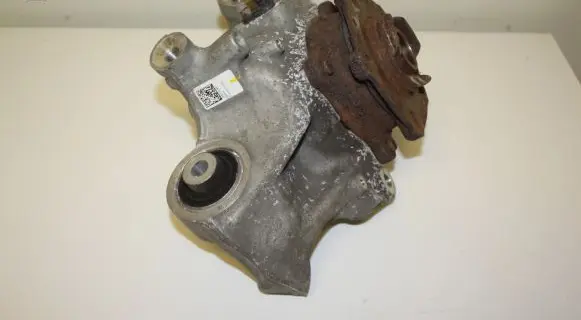 Audi Q7 4M Rear wheel hub 4M0505432Q 4M0505460