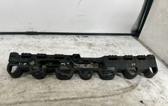 Renault Clio IV Rear bumper mounting bracket 850424459R