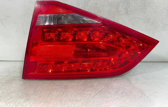 Audi A4 S4 B8 8K Tailgate rear/tail lights 8k5945094k