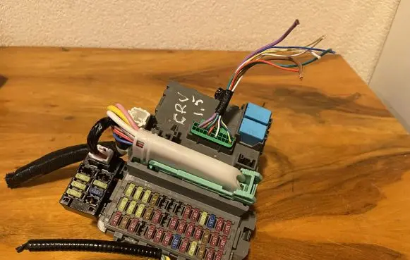 Honda CR-V Fuse module TNYE010