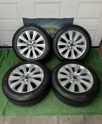 Jeep Wrangler R19 alloy rim 