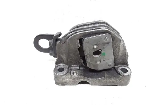 Volvo S80 Engine mount bracket 30776354