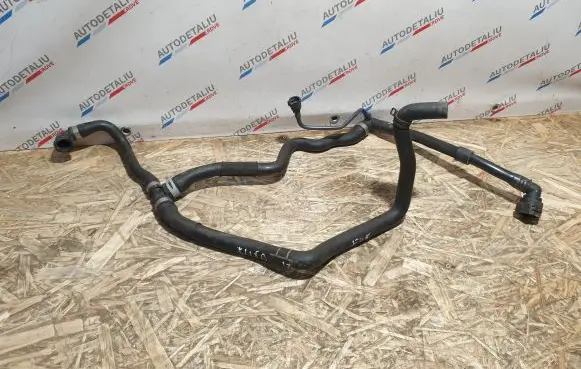 BMW X1 F48 F49 Engine coolant pipe/hose 4754443 8593801