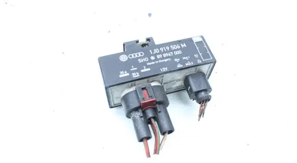 Seat Ibiza IV (6J,6P) Coolant fan relay 1J0919506M