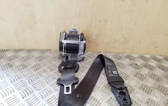 Skoda Superb B6 (3T) Front seatbelt 3T2857702