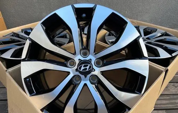 Hyundai Elantra R17 alloy rim 403000483R