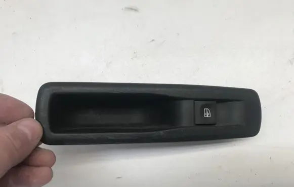 Renault Megane III Electric window control switch