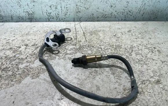 Jaguar XF X260 Lambda probe sensor 0258027095