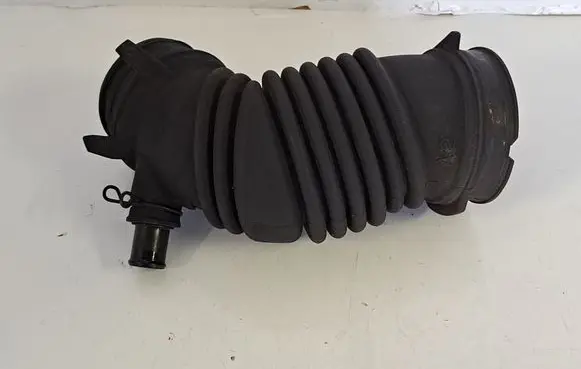 Toyota Verso Turbo air intake inlet pipe/hose 178800R030