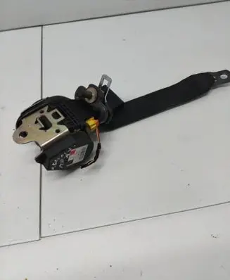 Mercedes-Benz B W245 Rear seatbelt 603332200 042L000 240106