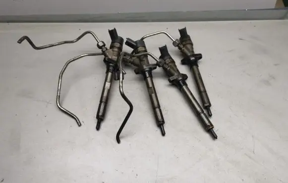 Citroen C5 Fuel injectors set 0445110036 9637277980