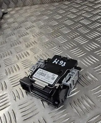 Windshield/windscreen camera