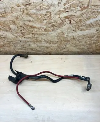Volkswagen PASSAT B6 Positive cable (battery) 1K0971228L