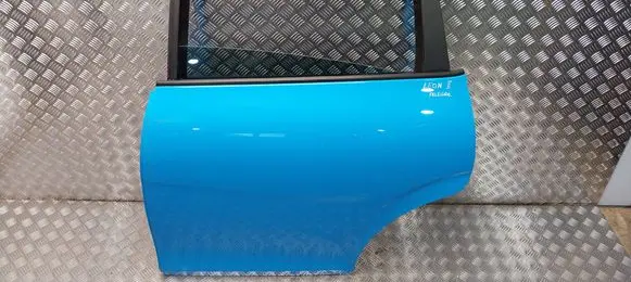 Seat Leon (1P) Rear door S26372809