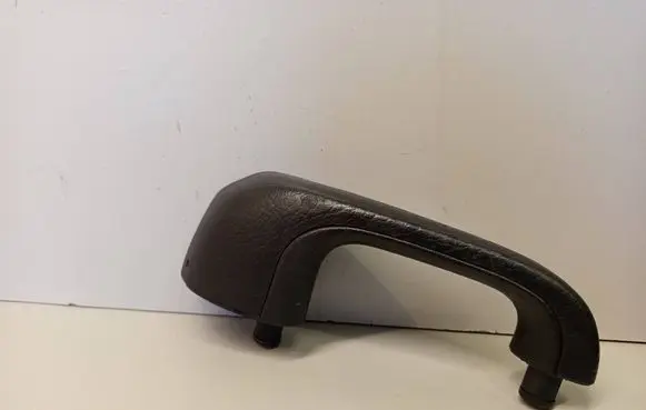 Audi 100 S4 C4 Front door interior handle trim 4A0867171