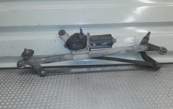 Nissan Murano Z50 Front wiper linkage and motor 28810CA000