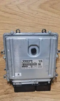 Volvo V70 Engine control unit/module 0281012765 31272462AA