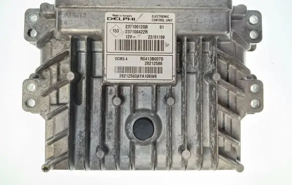 Renault Megane III Engine control unit/module 237100422R 237100120R R0413B007D