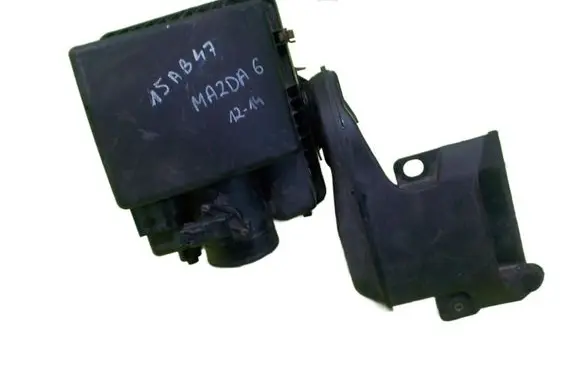 Mazda 6 Air filter box SH01133AY