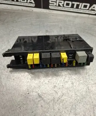 Mercedes-Benz E W211 Comfort/convenience module 2115455601 5DK00804757