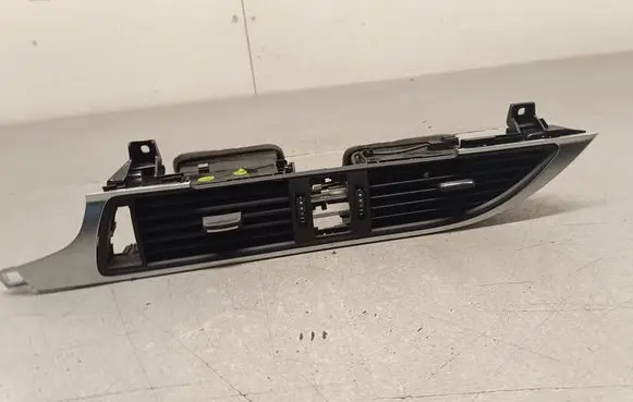 Audi A6 S6 C7 4G Dash center air vent grill 4G1820951