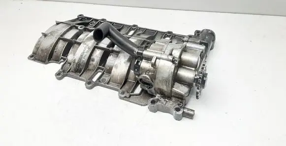 Mercedes-Benz A W169 Oil pump A6400140366
