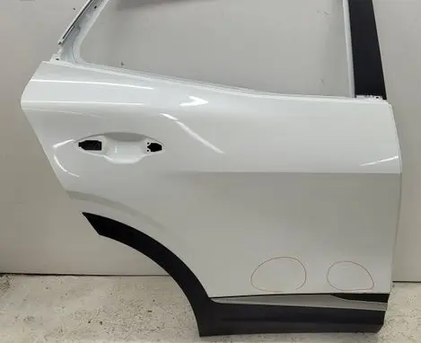 KIA Sportage Rear door 